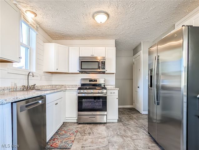 1403 24th Street NW, Canton, OH 44709