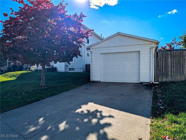 1403 24th Street NW, Canton, OH 44709