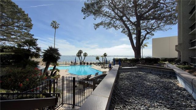 3940 Gresham Street 344, San Diego, CA 92109