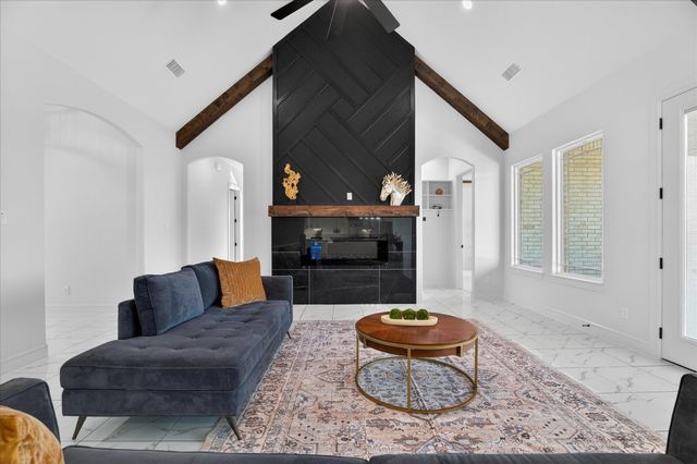 860 Alondrita Street, Celeste, TX 75423