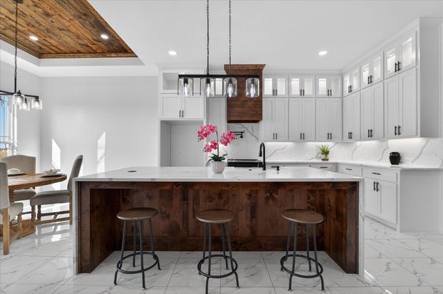 860 Alondrita Street, Celeste, TX 75423