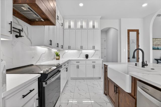 860 Alondrita Street, Celeste, TX 75423