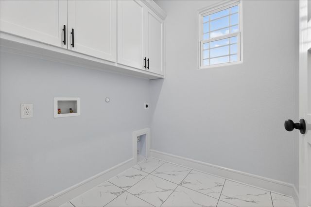 860 Alondrita Street, Celeste, TX 75423