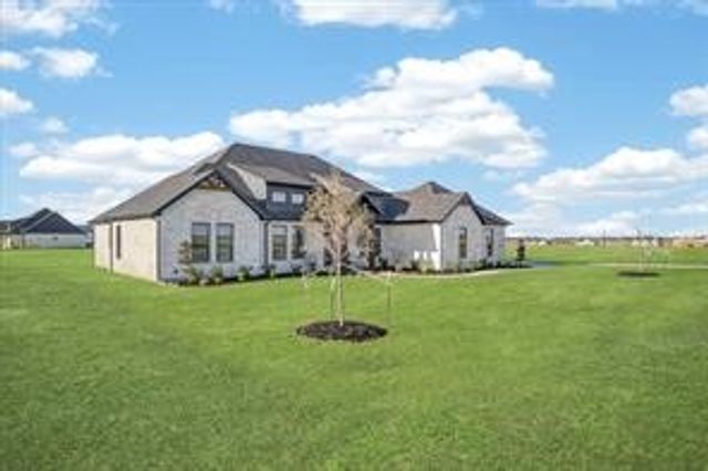 860 Alondrita Street, Celeste, TX 75423