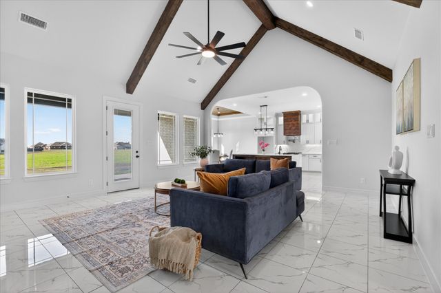 860 Alondrita Street, Celeste, TX 75423