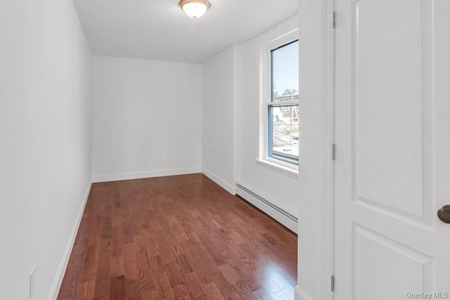 370 Broadway 3, Newburgh, NY 12550