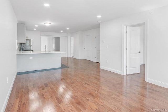 370 Broadway 3, Newburgh, NY 12550