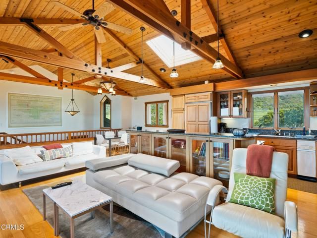 7400 Highway 1, Elk, CA 95432