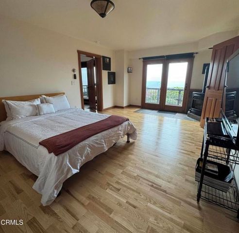 7400 Highway 1, Elk, CA 95432