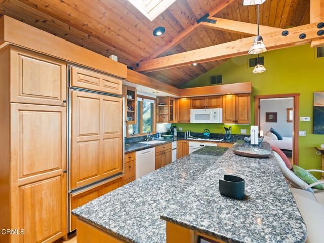 7400 Highway 1, Elk, CA 95432