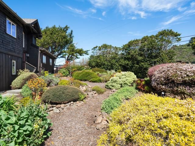 7400 Highway 1, Elk, CA 95432