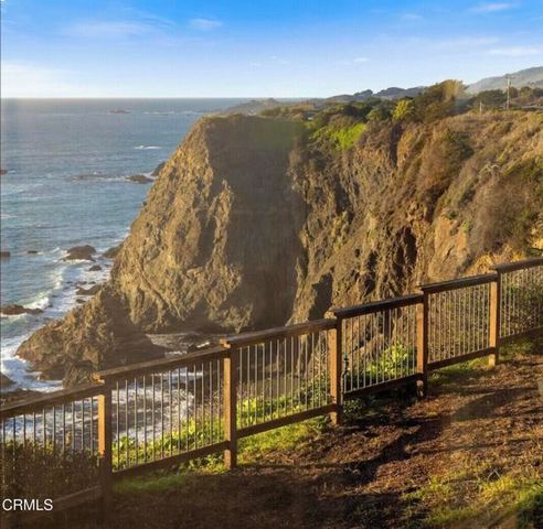 7400 Highway 1, Elk, CA 95432