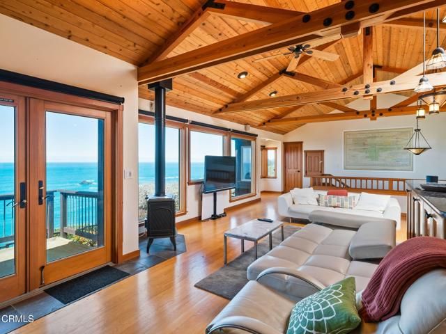 7400 Highway 1, Elk, CA 95432