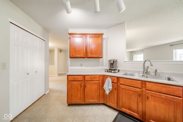 8039 S Evening Drive, Pendleton, IN 46064
