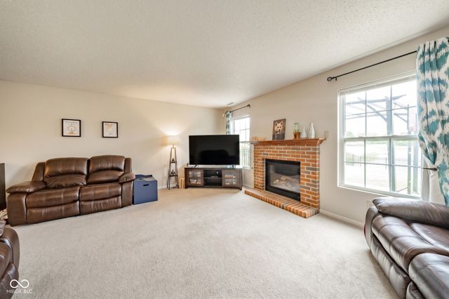 8039 S Evening Drive, Pendleton, IN 46064