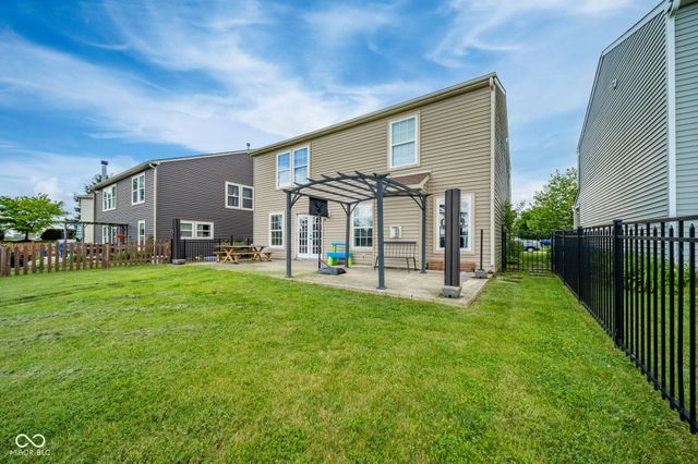 8039 S Evening Drive, Pendleton, IN 46064