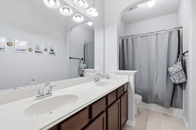 1316 Realoaks Drive, Fort Worth, TX 76131