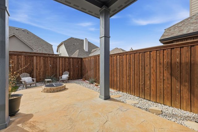 1316 Realoaks Drive, Fort Worth, TX 76131