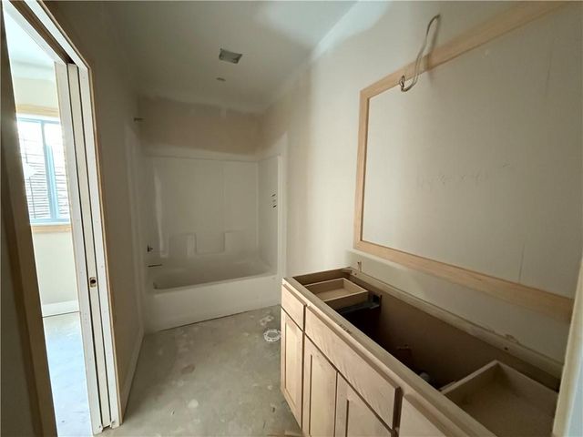 8005 SE Hoot Owl Street, Blue Springs, MO 64014