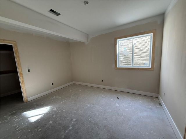 8005 SE Hoot Owl Street, Blue Springs, MO 64014