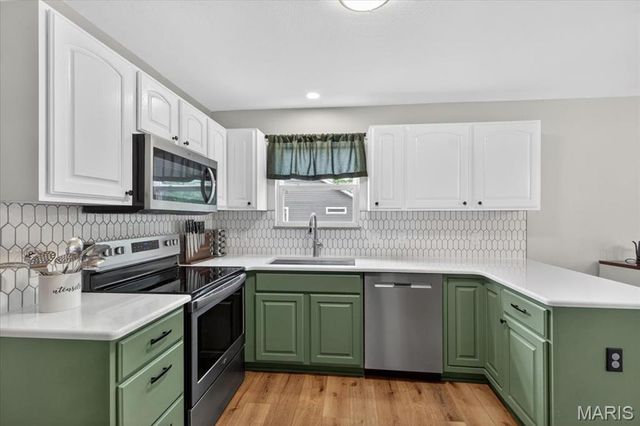 2332 Garden Lane, Festus, MO 63028
