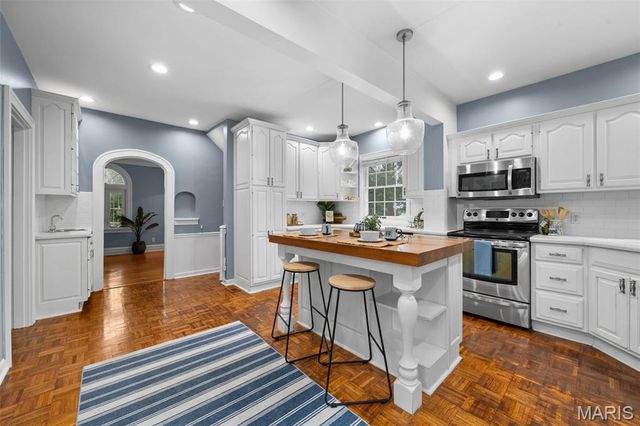 440 Lee Avenue, Webster Groves, MO 63119