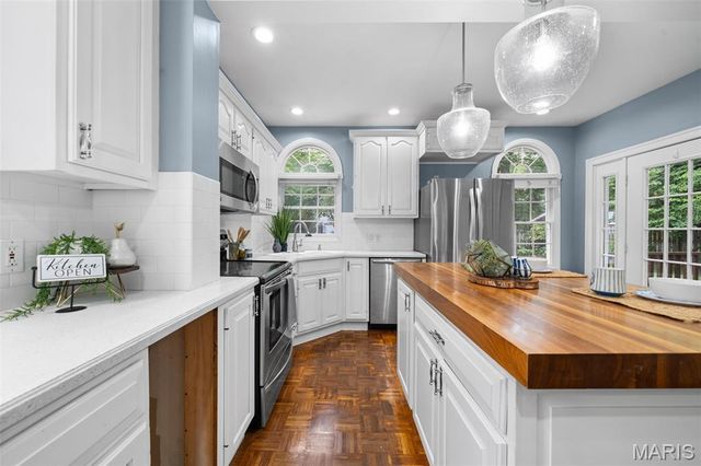 440 Lee Avenue, Webster Groves, MO 63119