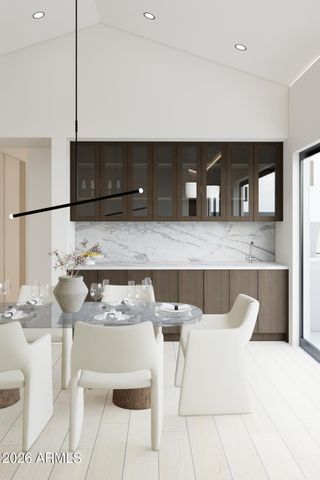 4126 E Sells Drive 106, Phoenix, AZ 85018