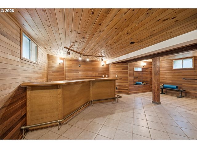 21138 S SOUTH END Rd, Oregon City, OR 97045