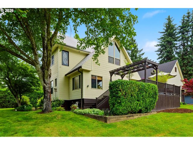 21138 S SOUTH END Rd, Oregon City, OR 97045