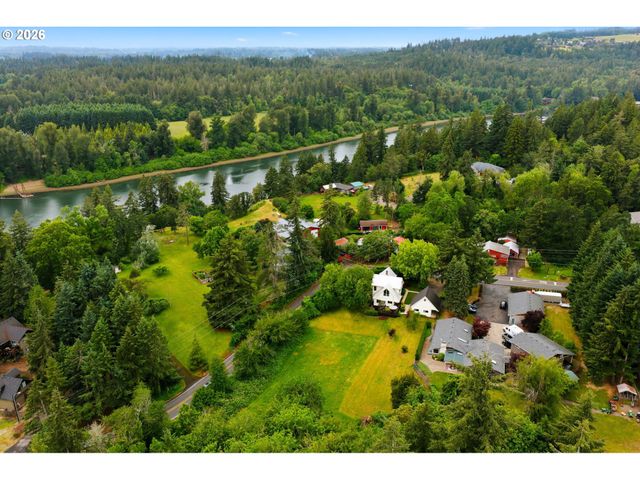 21138 S SOUTH END Rd, Oregon City, OR 97045