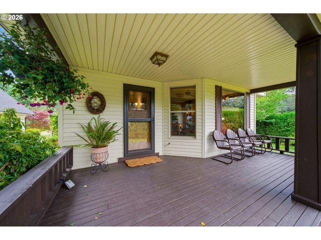 21138 S SOUTH END Rd, Oregon City, OR 97045