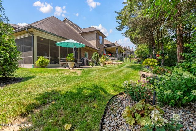 239 Maple Valley Rd, Louisville, KY 40245