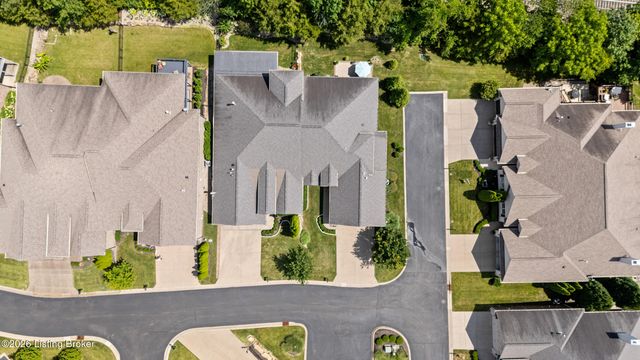 239 Maple Valley Rd, Louisville, KY 40245