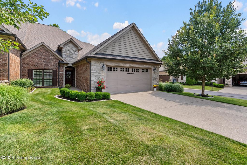 239 Maple Valley Rd, Louisville, KY 40245