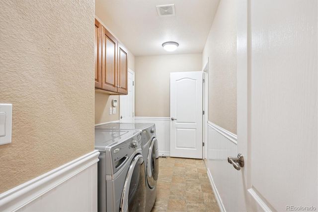 8225 W 67th Place, Arvada, CO 80004