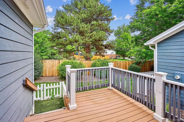 8225 W 67th Place, Arvada, CO 80004