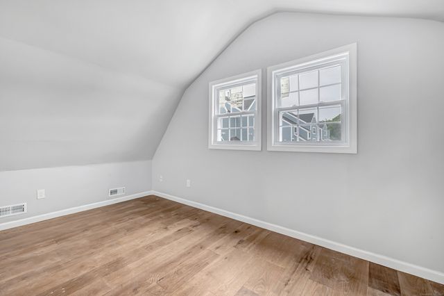 34 2nd Avenue, East Haven, CT 06512