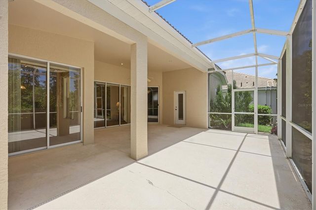 8492 IDLEWOOD COURT, Lakewood Ranch, FL 34202
