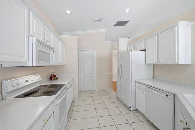 8492 IDLEWOOD COURT, Lakewood Ranch, FL 34202