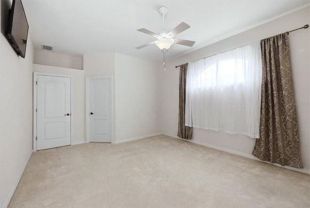 8492 IDLEWOOD COURT, Lakewood Ranch, FL 34202
