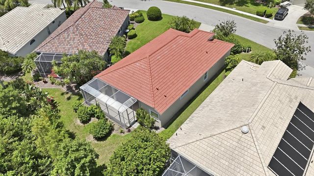 8492 IDLEWOOD COURT, Lakewood Ranch, FL 34202