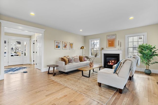 37 Lantern Lane, Braintree, MA 02184