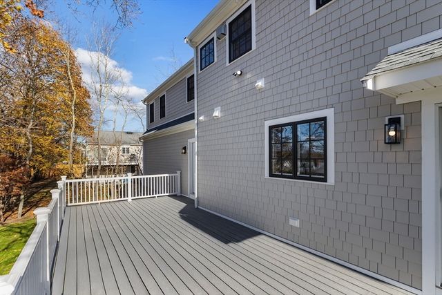 37 Lantern Lane, Braintree, MA 02184