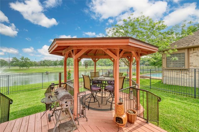 2073 Ravenstone Loop, College Station, TX 77845