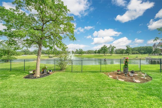 2073 Ravenstone Loop, College Station, TX 77845