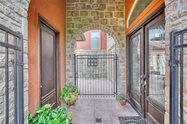 2073 Ravenstone Loop, College Station, TX 77845