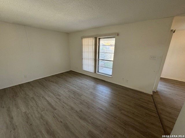 6805 Neston Dr, San Antonio, TX 78239