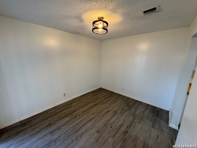 6805 Neston Dr, San Antonio, TX 78239