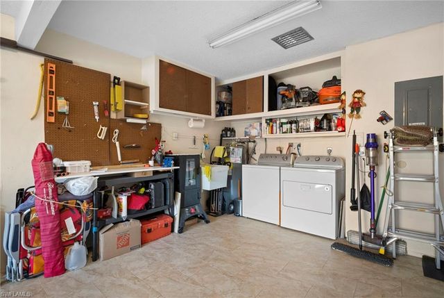 1773 Augusta DR, Fort Myers, FL 33907